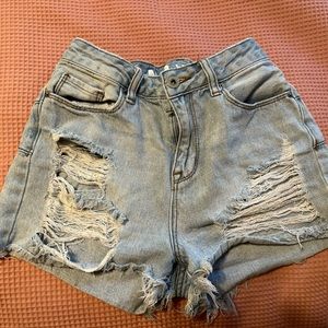 S.O.N.G high rise shorts.